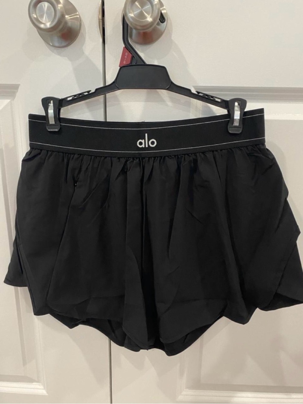ALO Match Point Yoga Black Women's Athletic Shorts with Logo Waistband